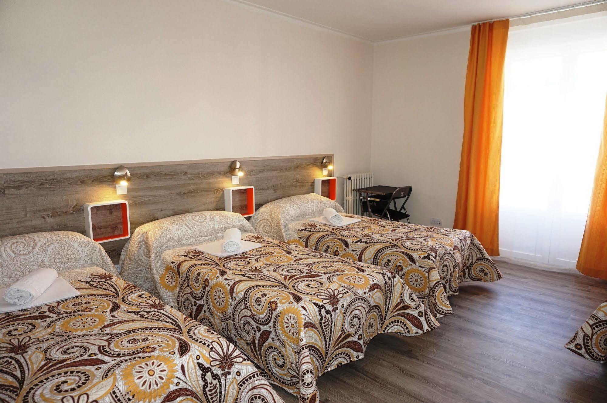 Muchomadrid Hostel