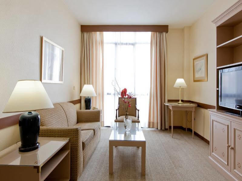 Espahotel Plaza Basilica Aparthotel 3*