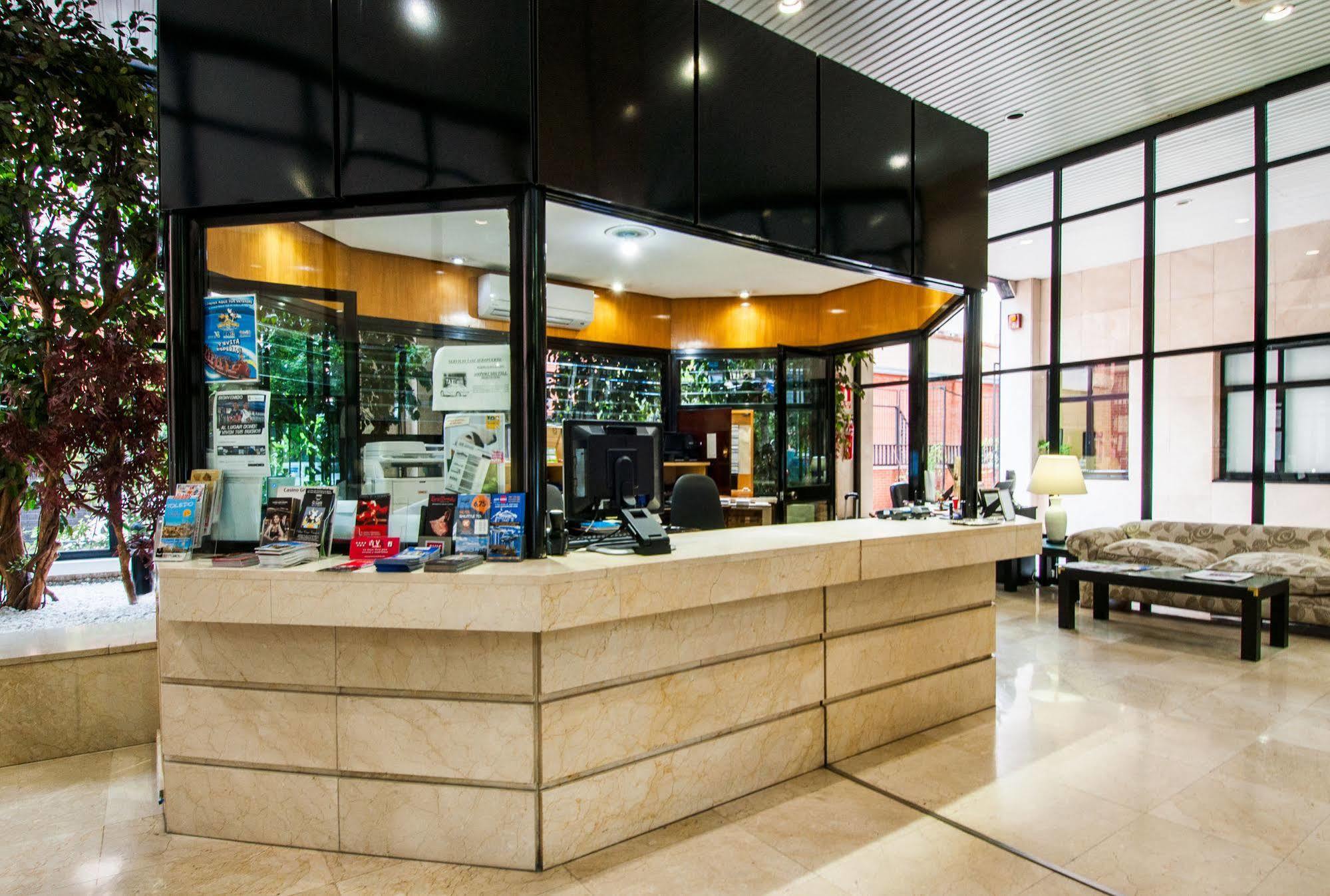 Espahotel Plaza Basilica Aparthotel