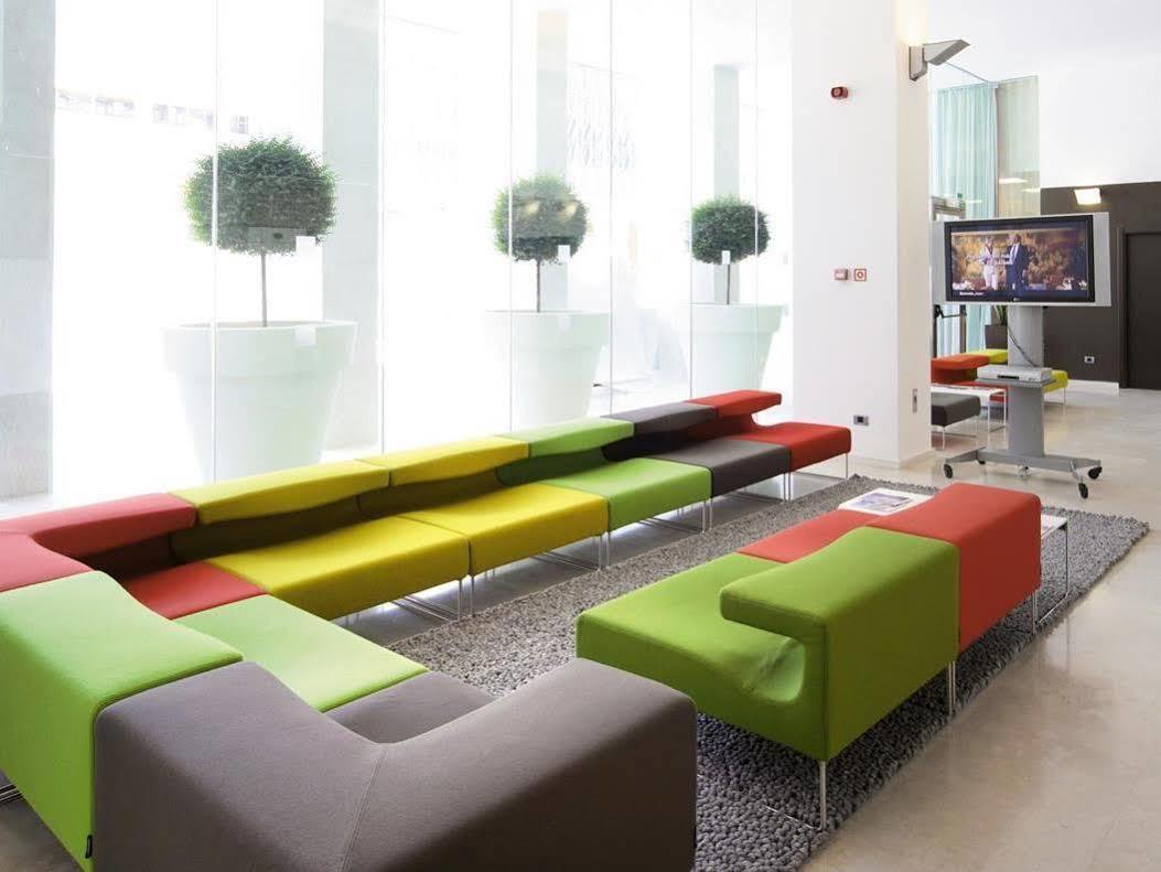 Occidental Este Hotel 4*