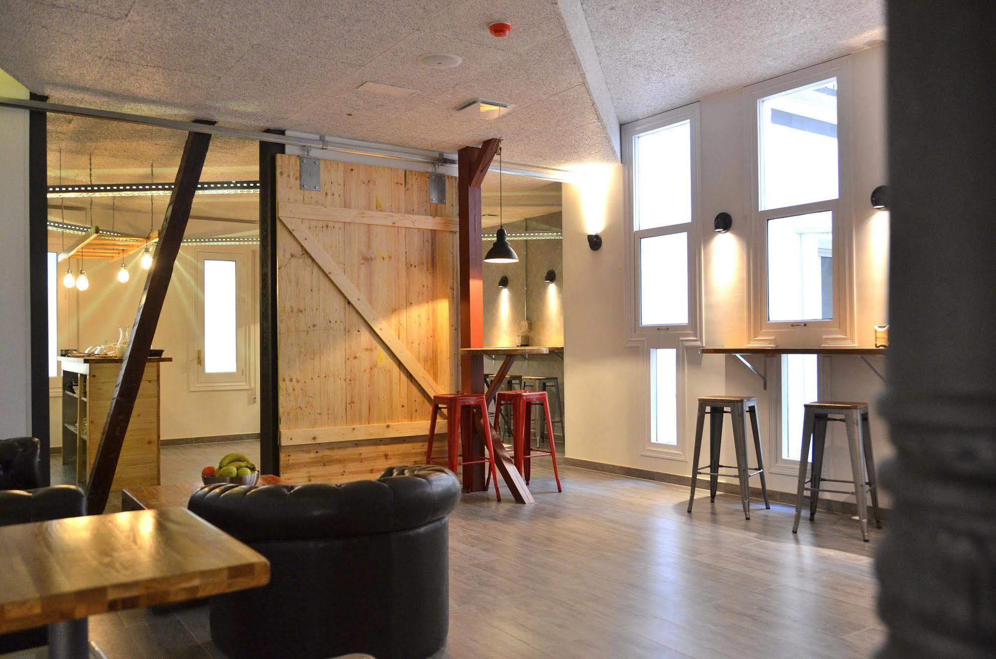 Hostel Far Atocha Madrid