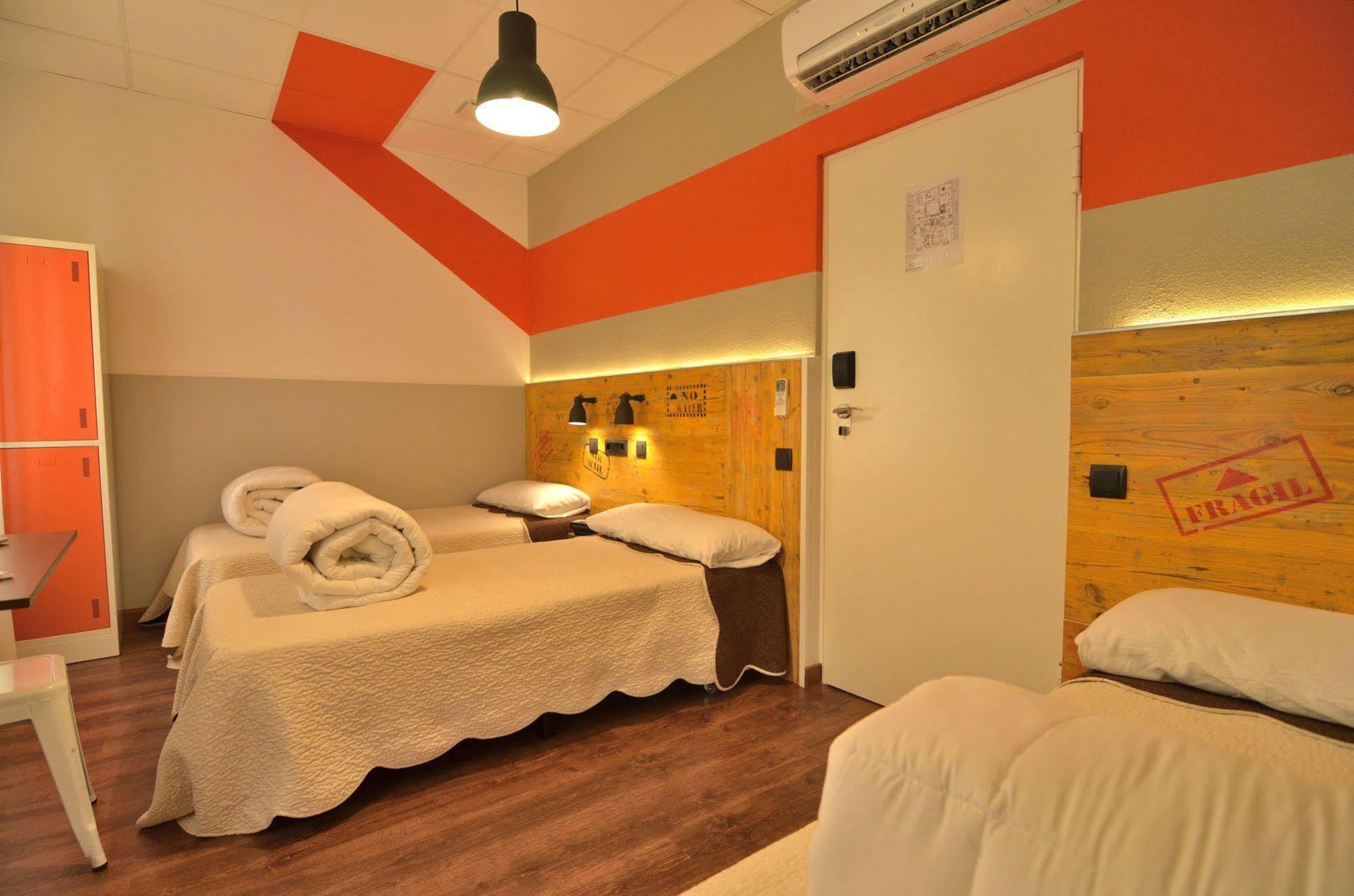 Far Atocha Hostel Madrid
