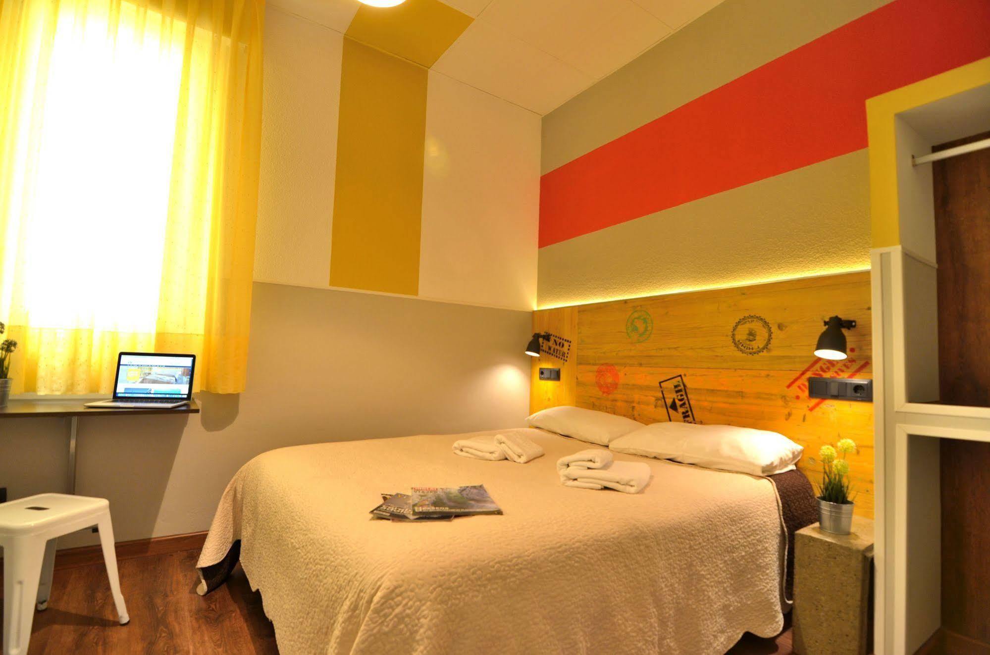 Far Atocha Hostel *