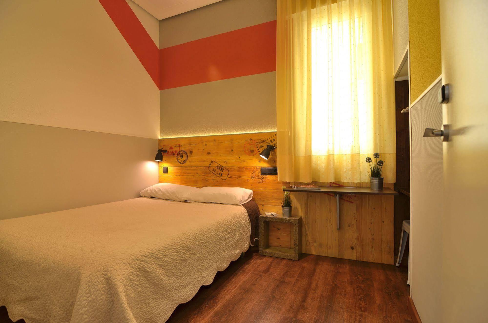 Far Atocha Hostel Madrid