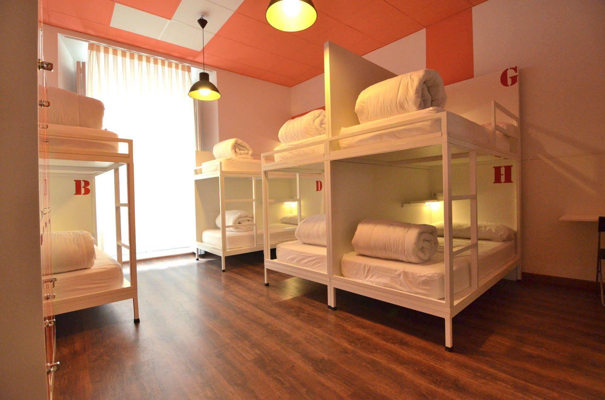 Far Atocha Hostel Madrid