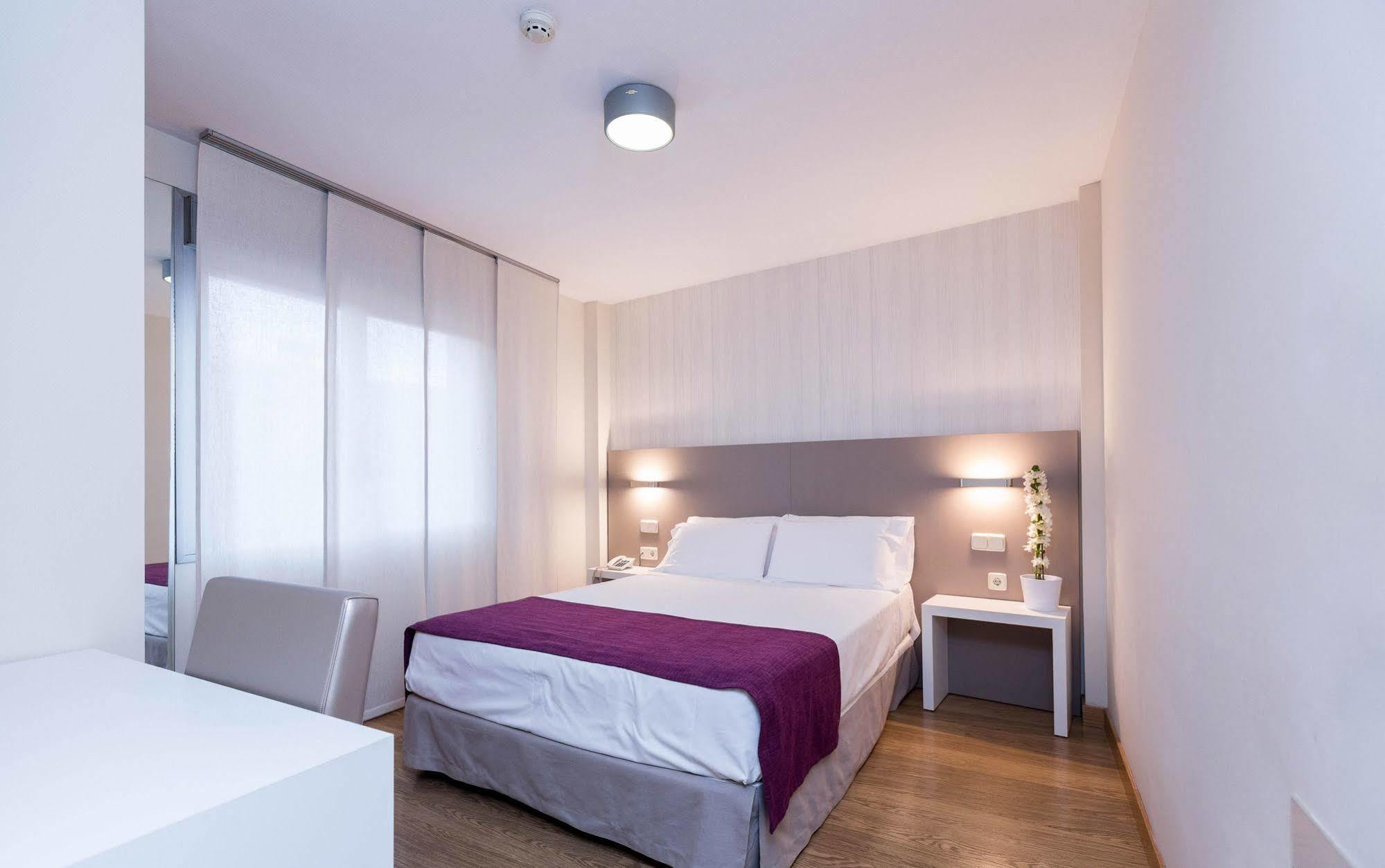 Di' Carlo 3* Madrid