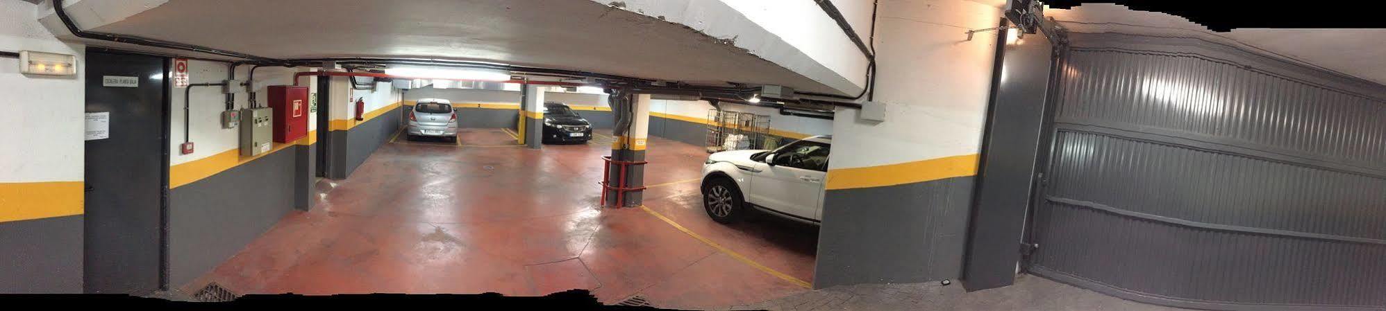 Barajas Plaza Madri