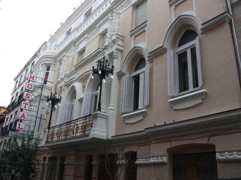 Goyal Pizarro Casa de hóspedes Madri