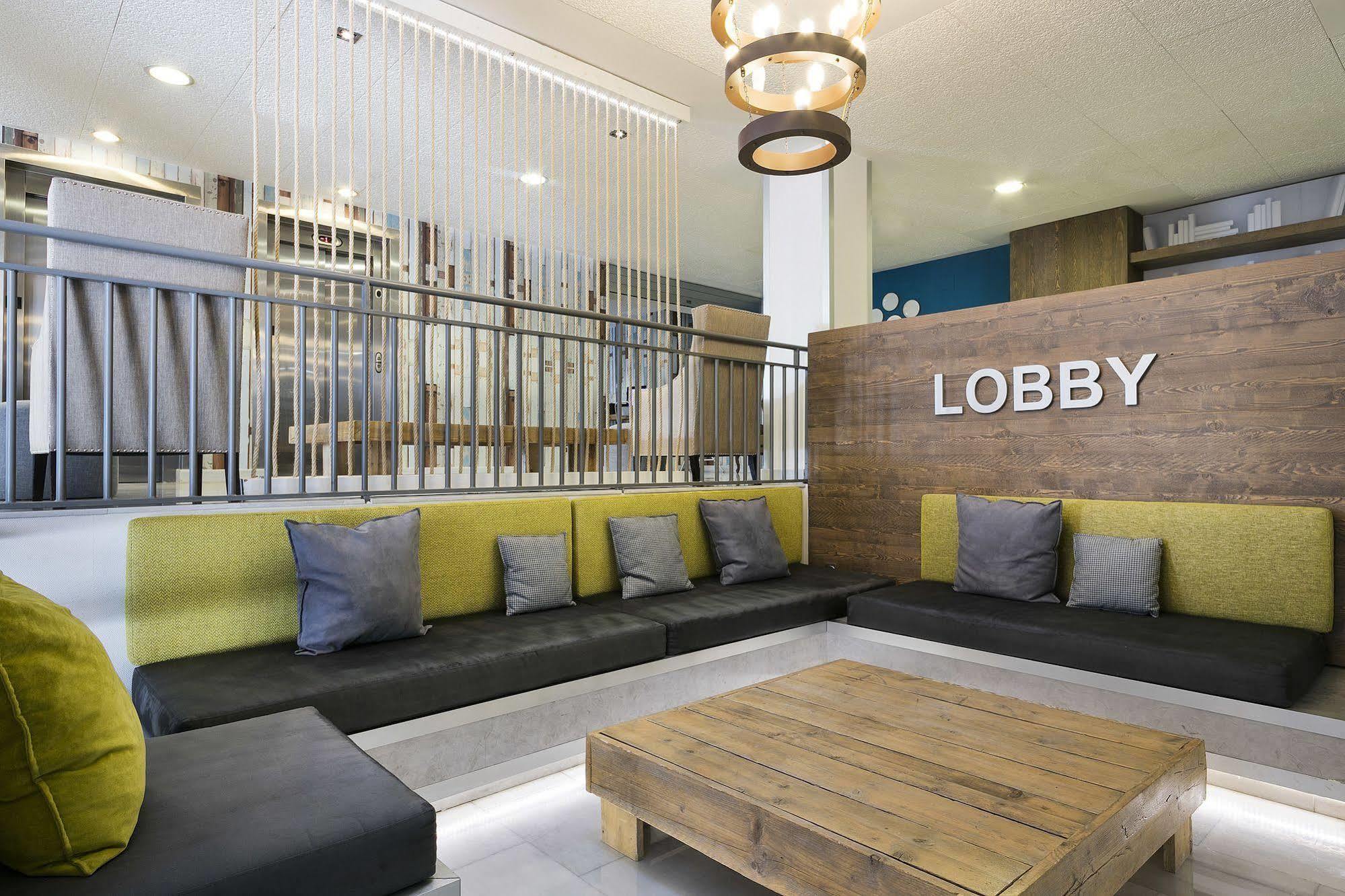 Apart-hotel Airport Suites, Affiliated By Meliá Madri