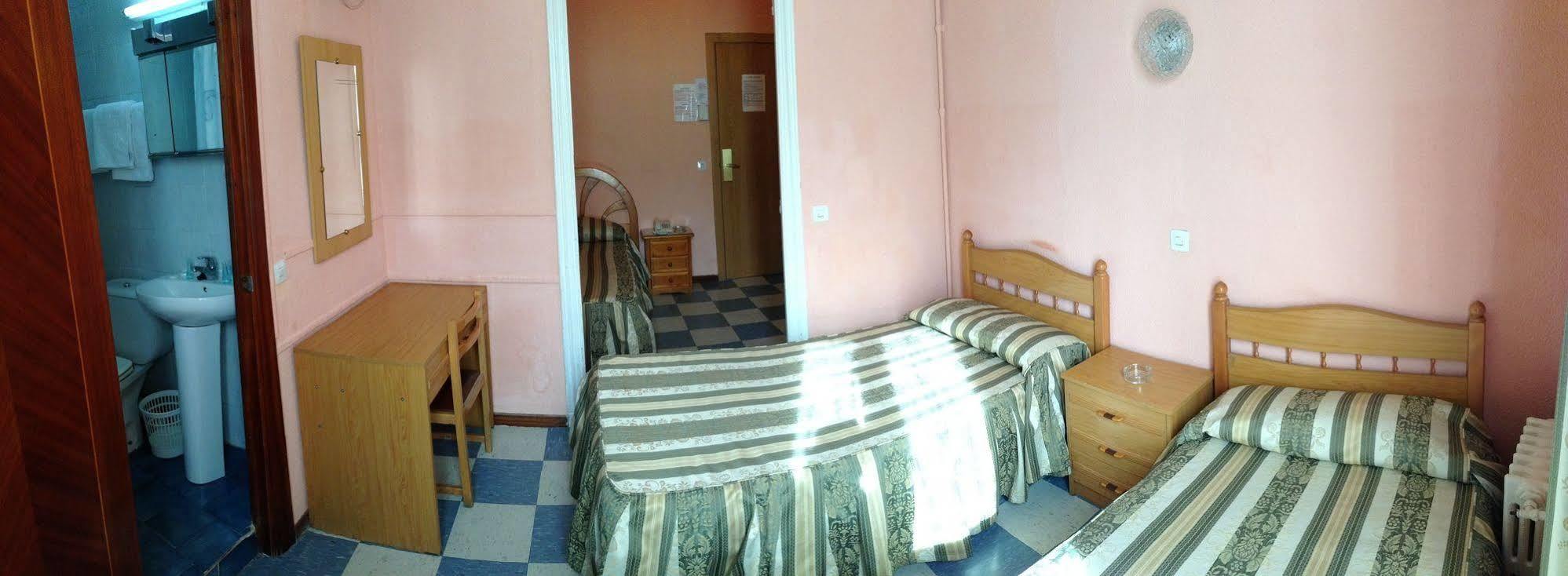 La Perla Asturiana Guest house 2*
