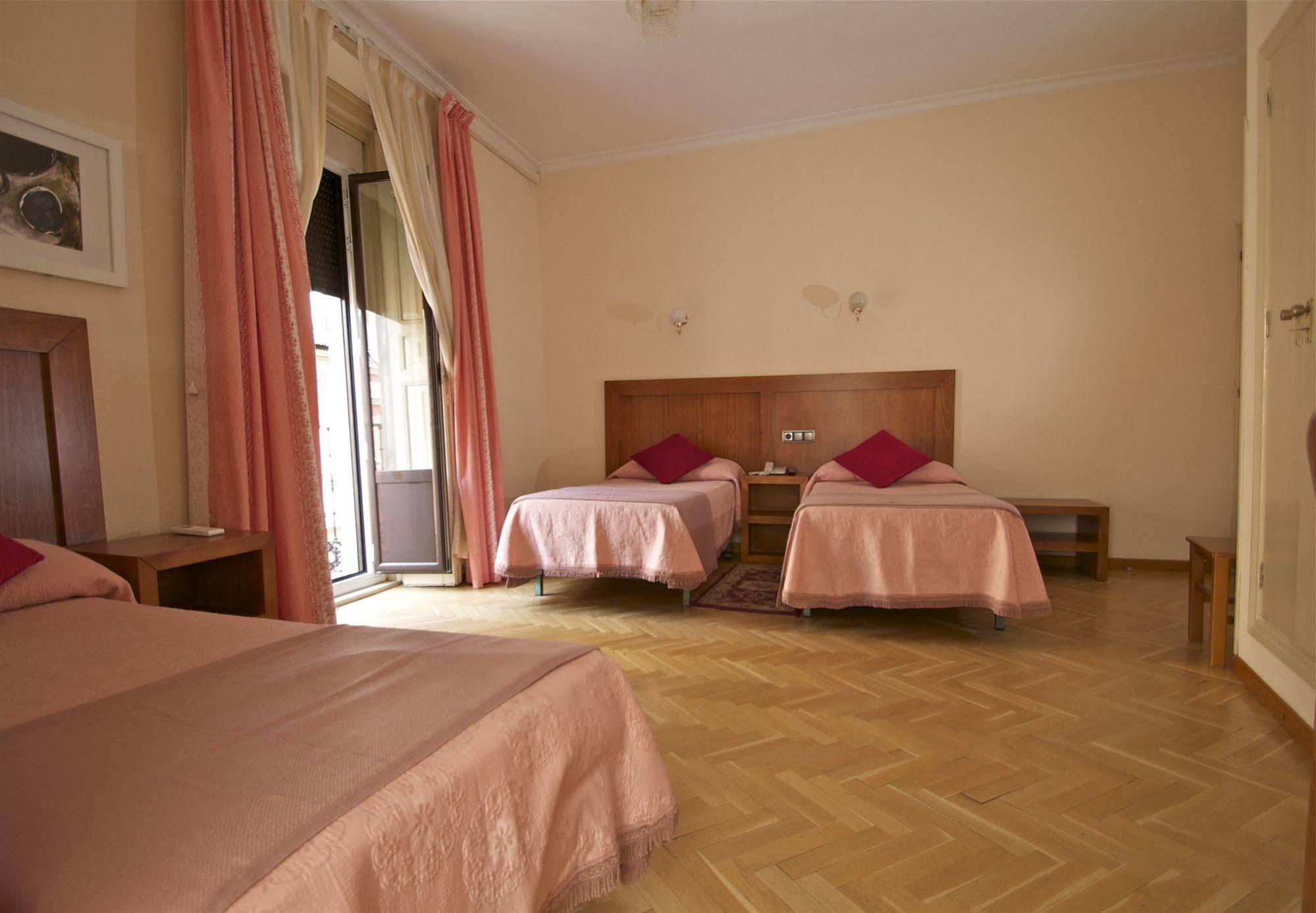 Guest house Greco Gran Via