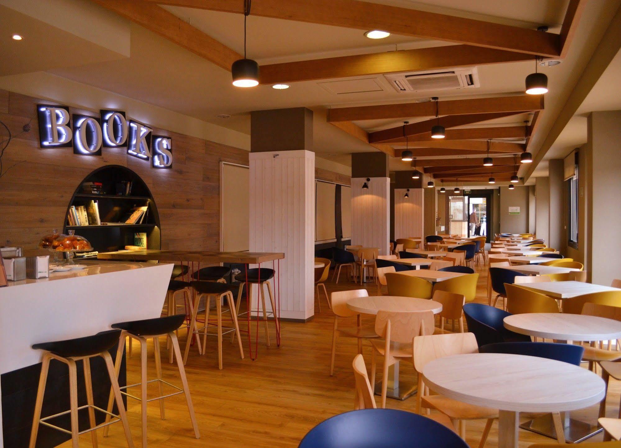 Apart-hotel Compostela Madri