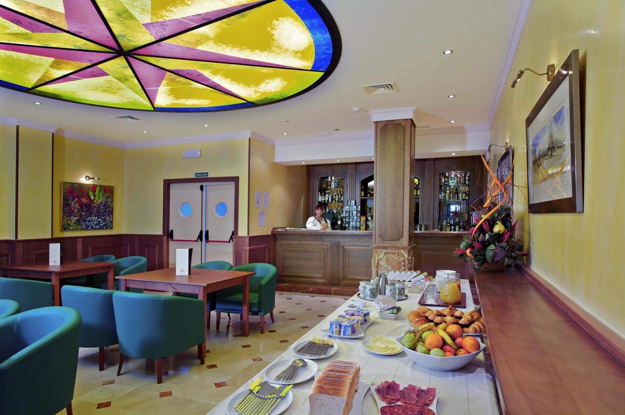 Hotel Agora Juan De Austria