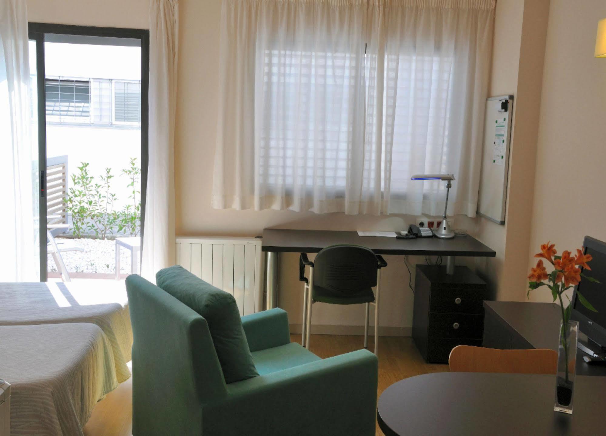 Residencia Universitaria Resa Erasmo *