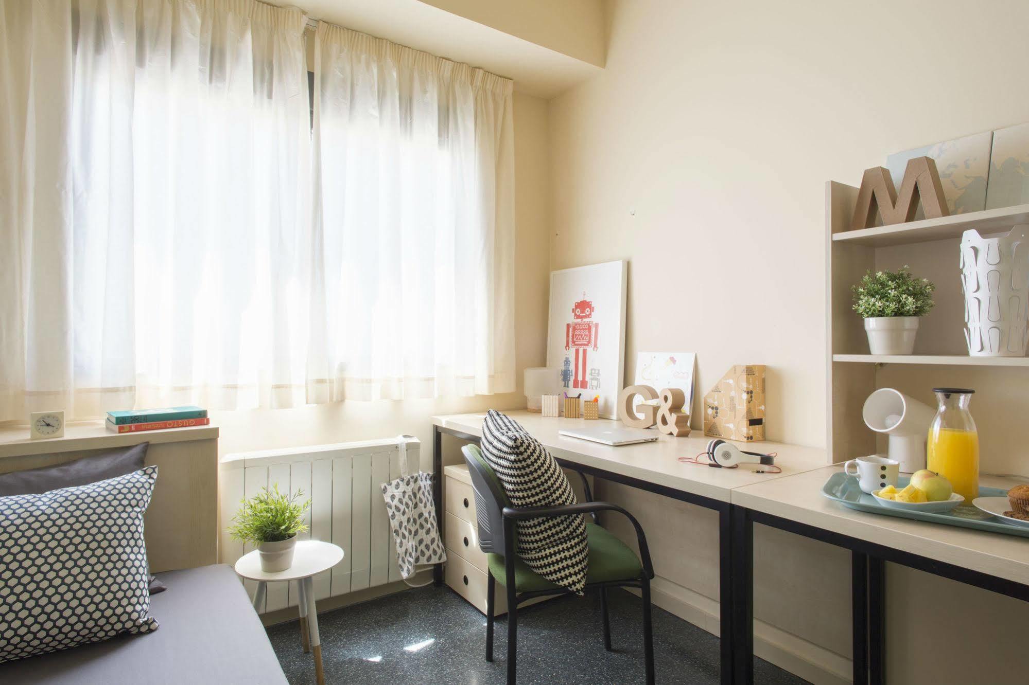 Apartamento Residencia Universitaria Resa Erasmo *