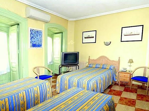 Casa de hóspedes Ch Plaza D'ort Iv *