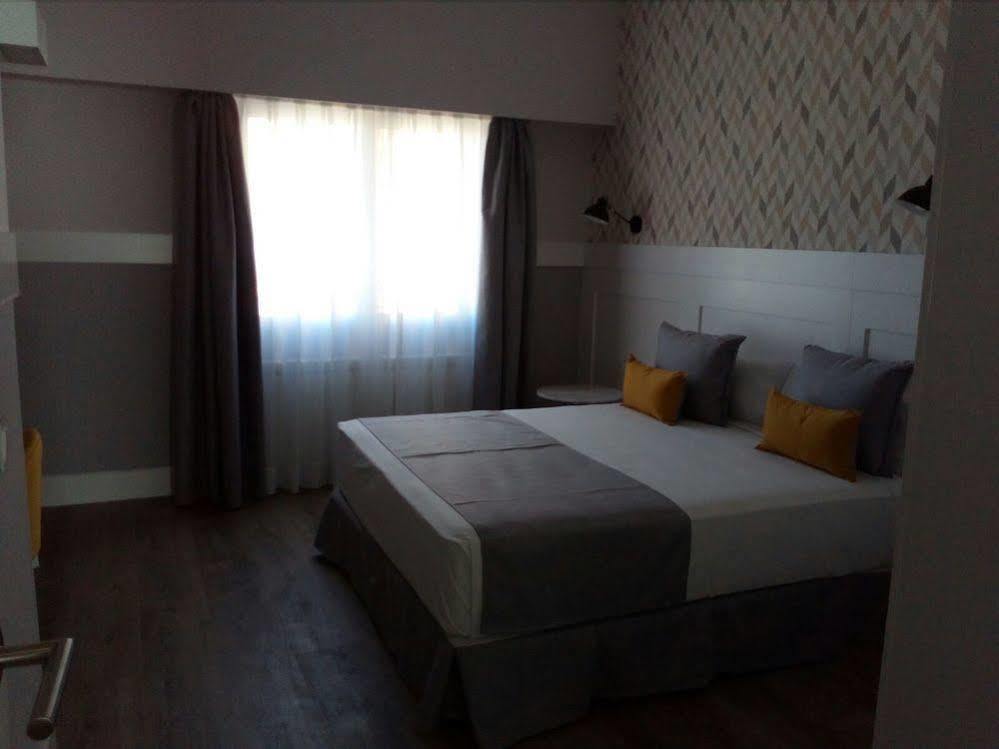 Bypillow Velazquez 45 Gasthof Madrid