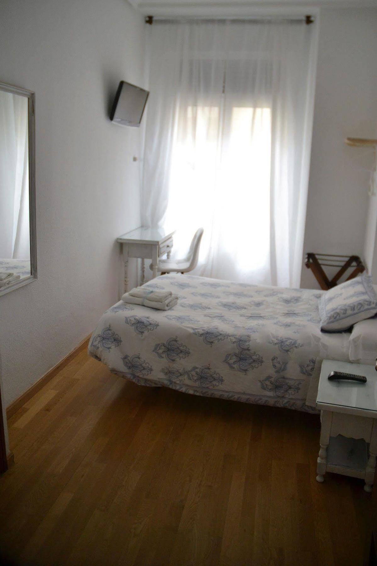 Hispano Gran Vía Casa de hóspedes 2*