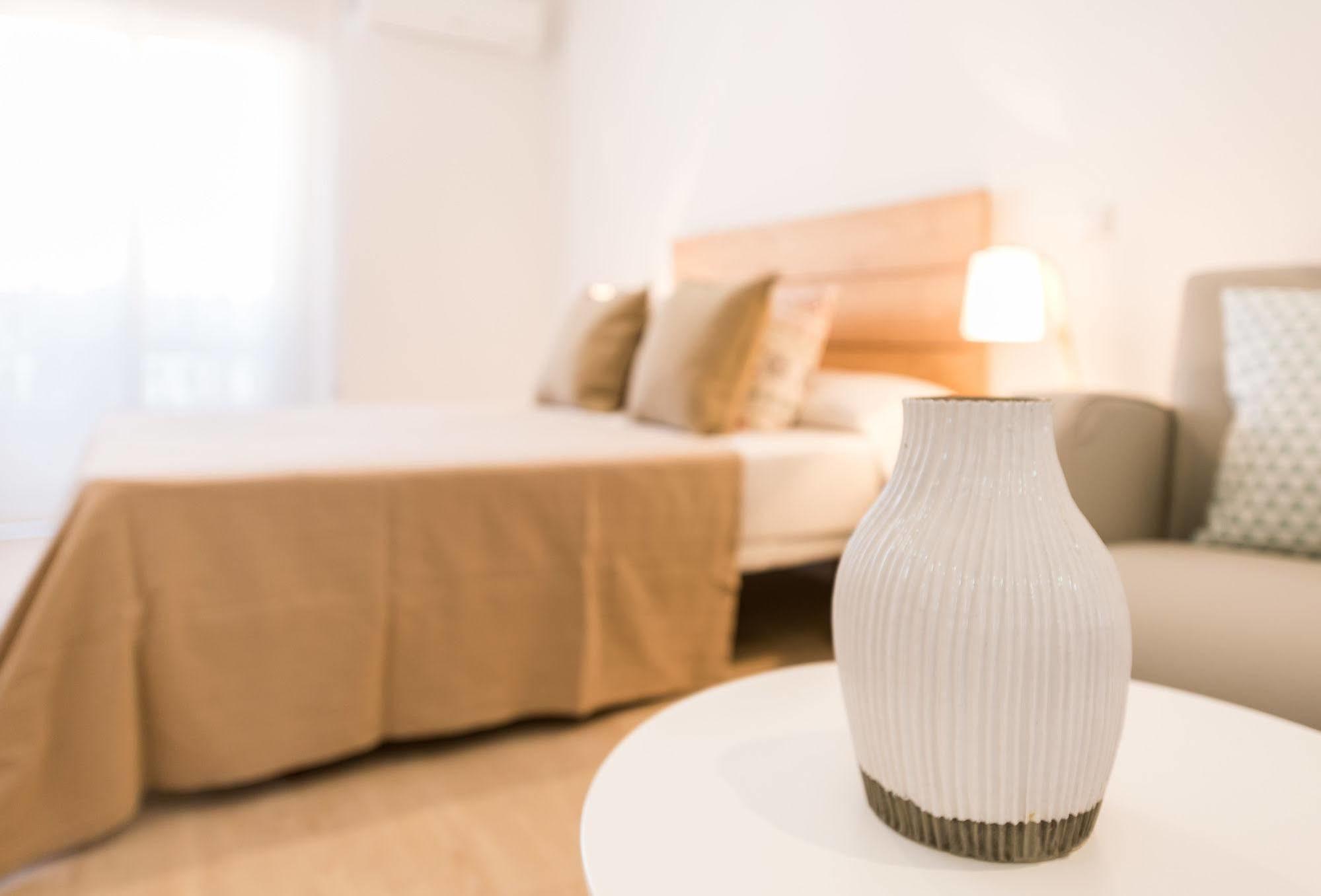 Aparthotel L&h La Latina Selection 3*