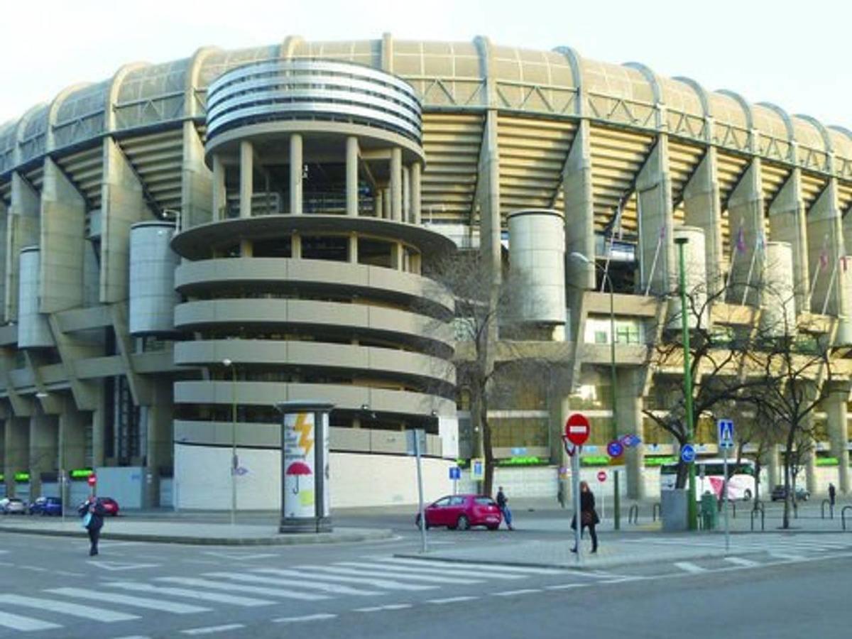 Beautiful Next To Santiago Bernabeu *