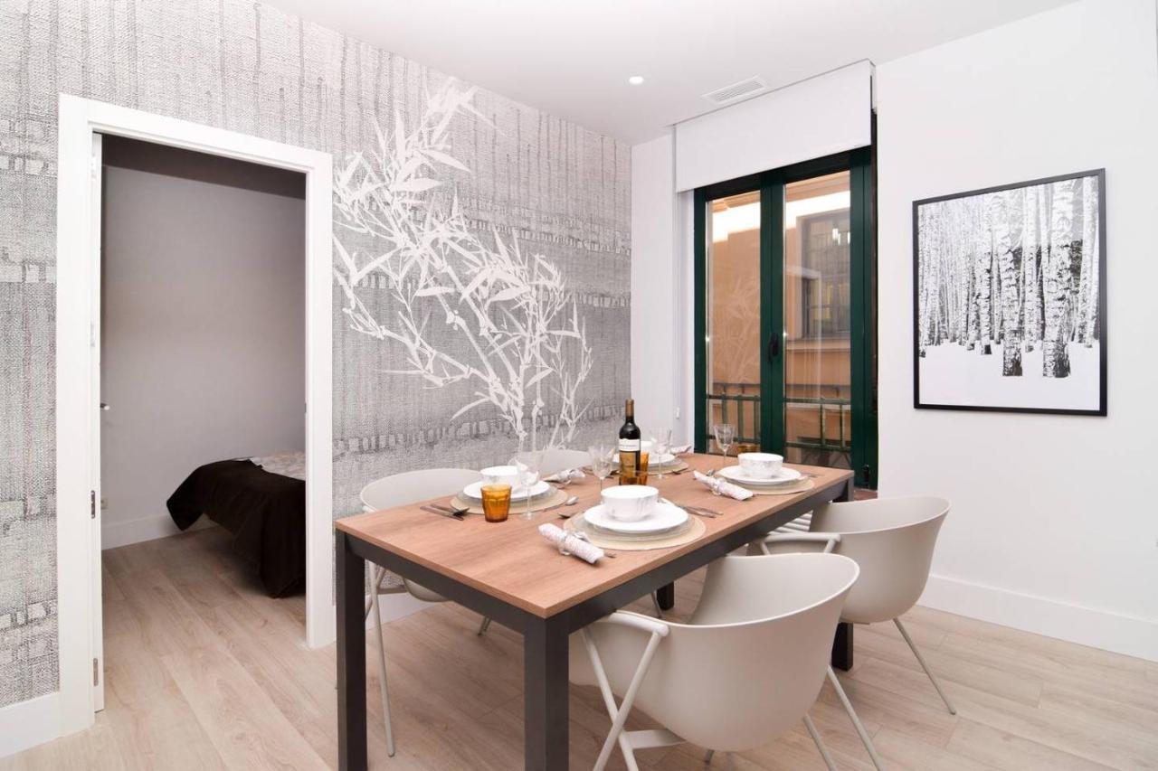 Apartment Five Windows To La Latina By Batuecas Madrid