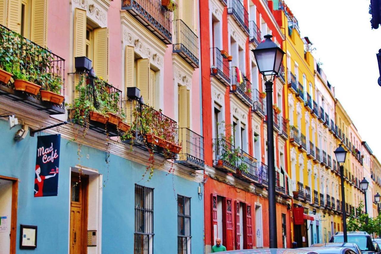 Five Windows To La Latina By Batuecas