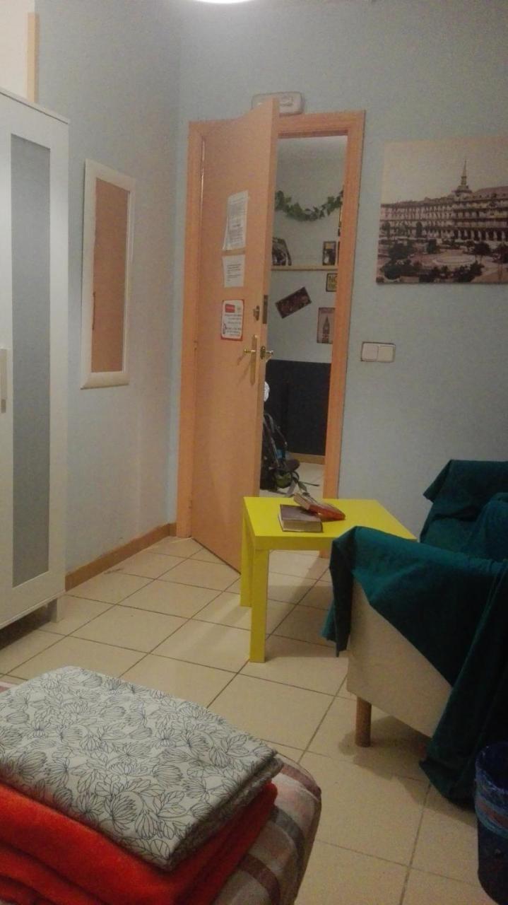 Albergue Grupo Rh - Hostel Madri