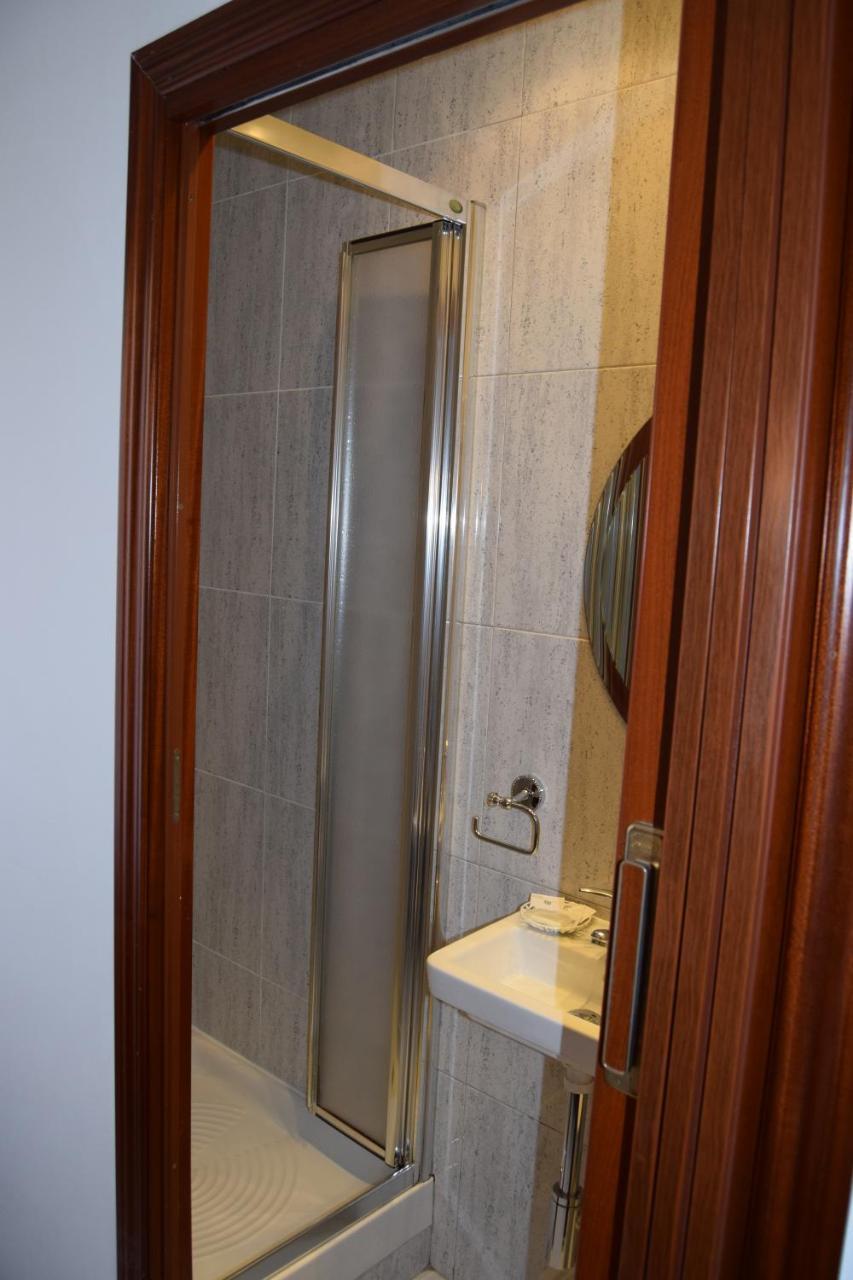 Rofer Casa de hóspedes Madri