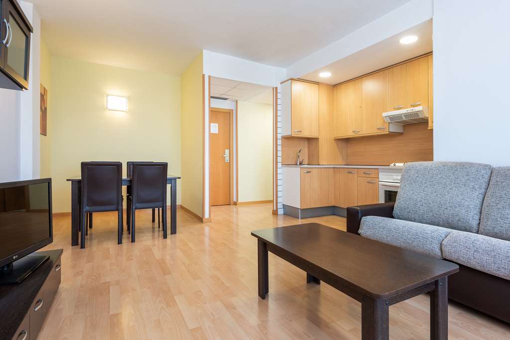 Airport Suites, Affiliated By Meliá Apart-hotel 2*