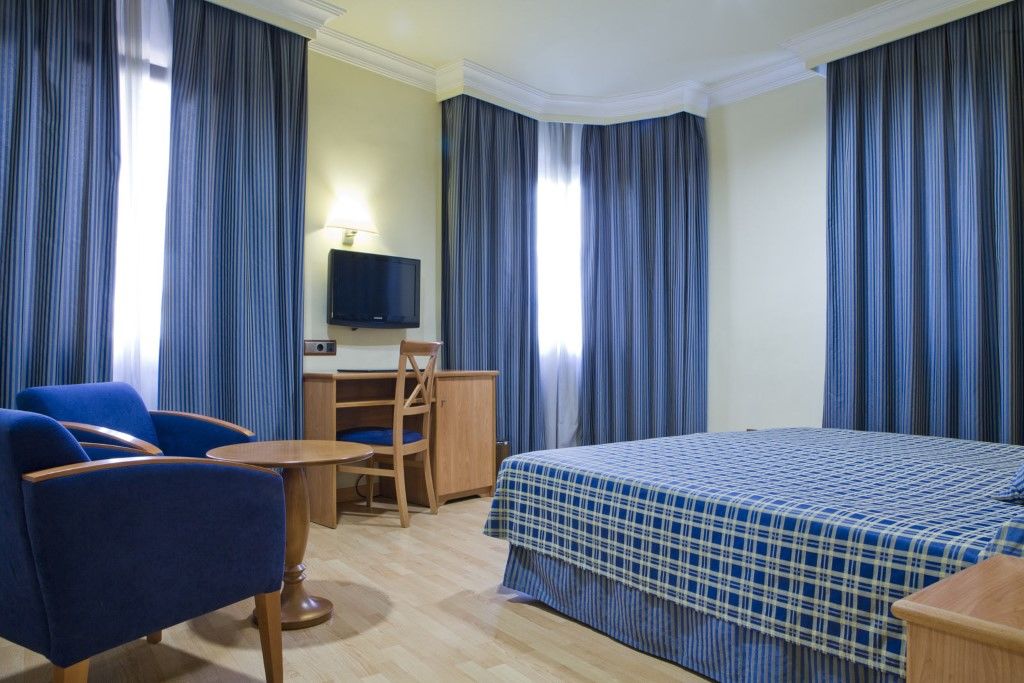 Ii Castillas Hotel 3*