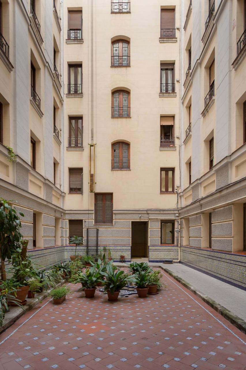 6 Calle De Valenzuela * Madrid