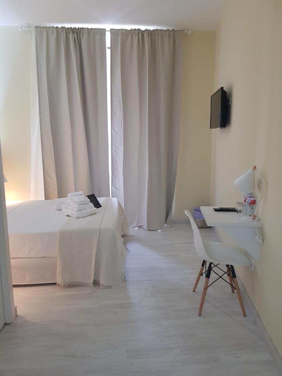 Le Petit Palue-fuencarral Guest house Madrid