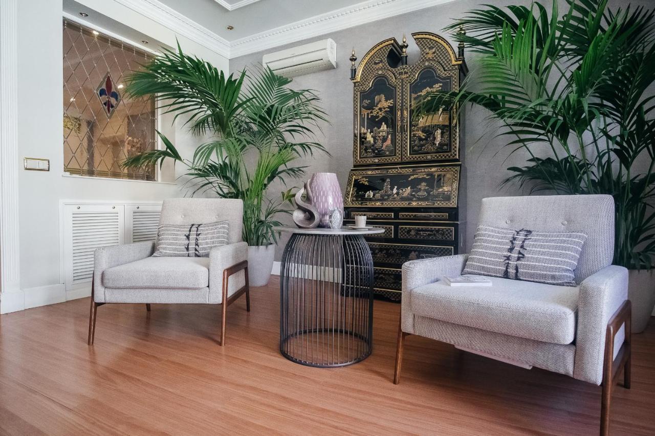 Avec 5 chambre Appartement *