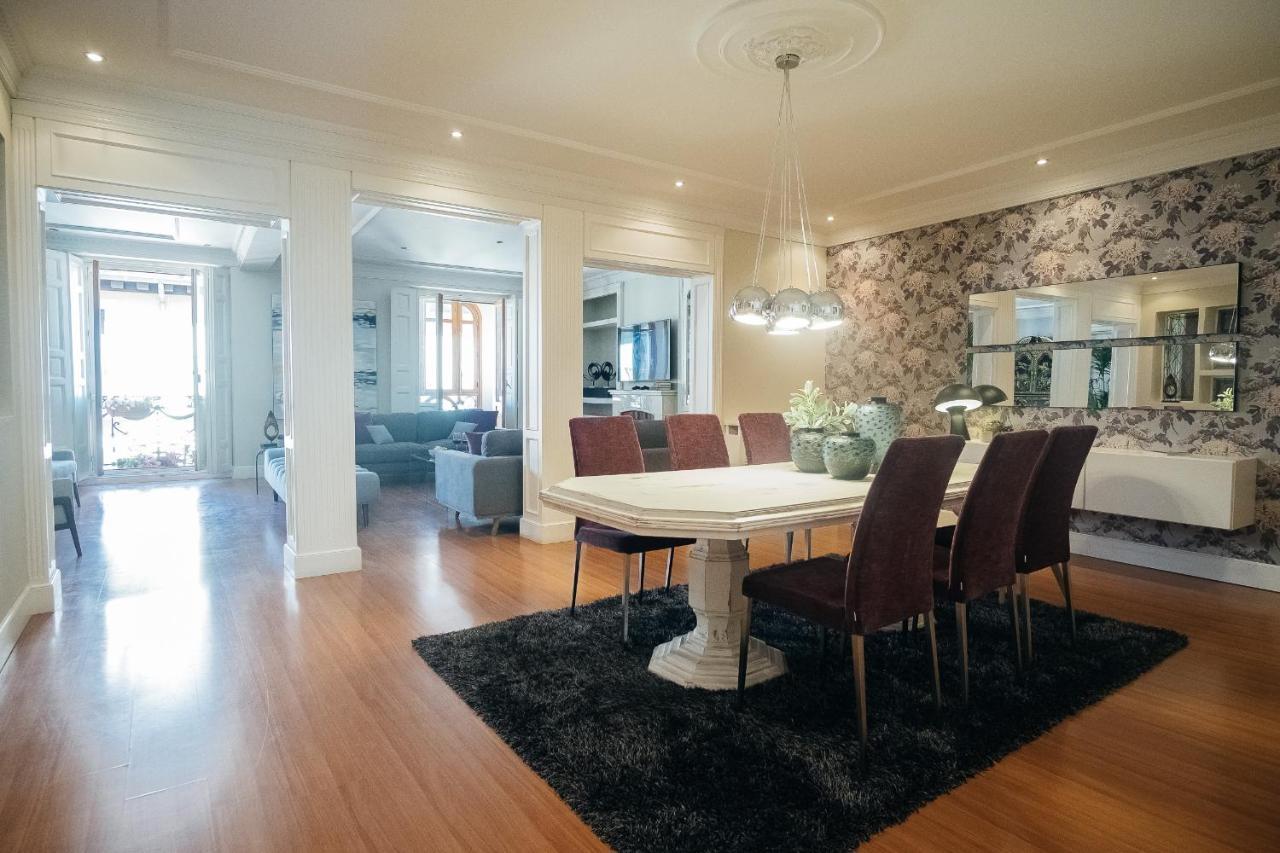 300m² 5 Slaapkamer, 4 Privé Badkamer In Centrum Appartement Madrid