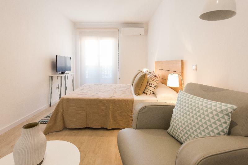 Aparthotel L&h La Latina Selection 3*