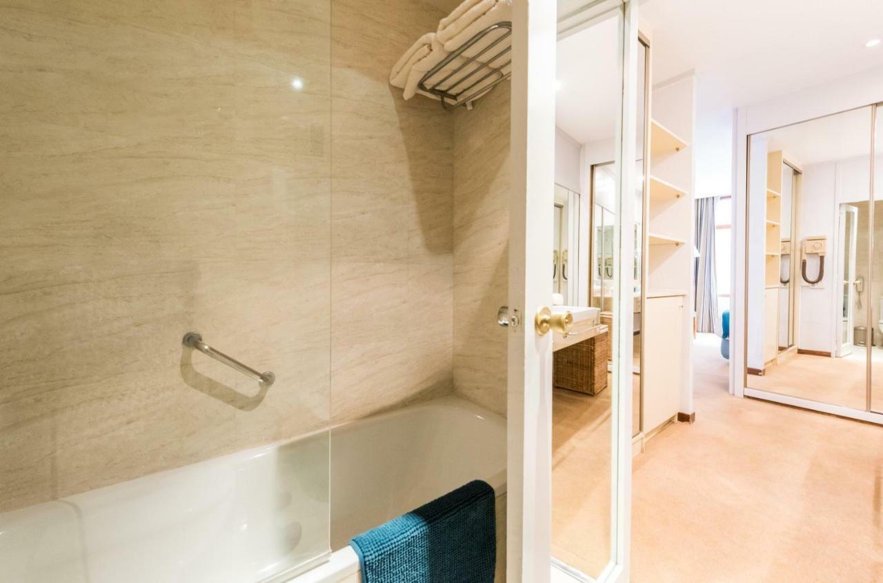 Chic Eurobuilding Apartamento *