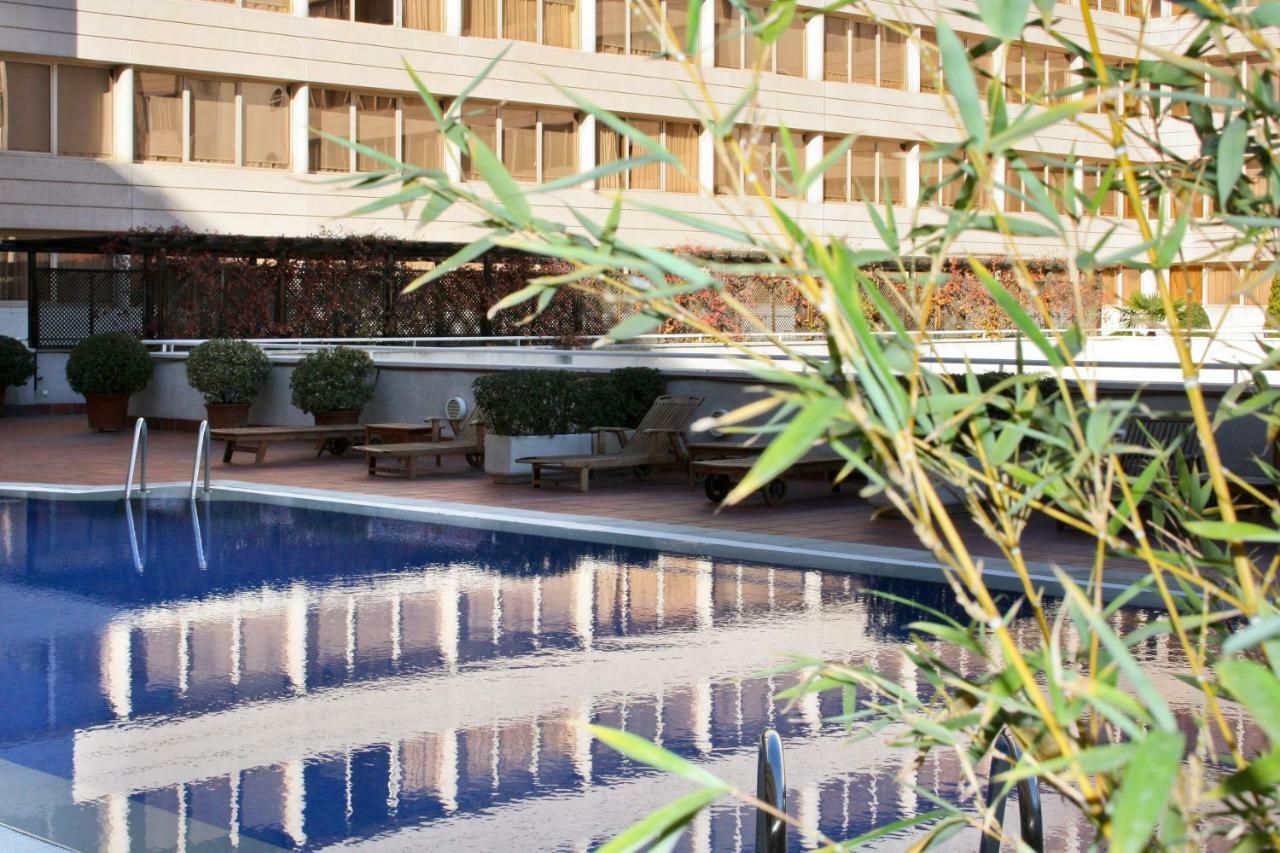 Pullman Airport & Feria 4*