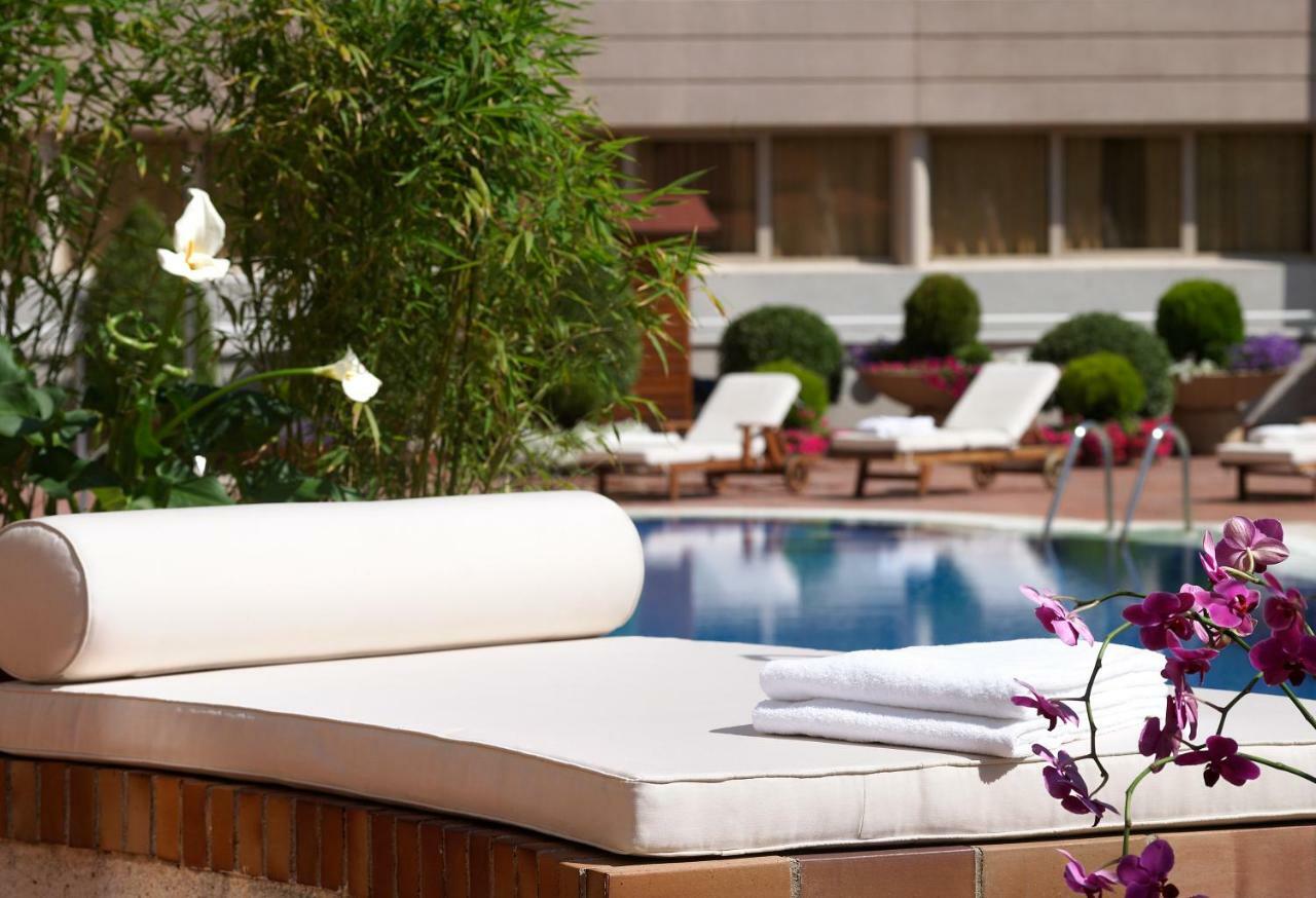 Pullman Airport & Feria Hotel