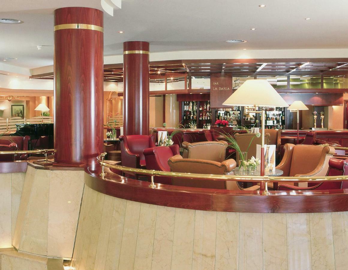 Pullman Airport & Feria Hotel