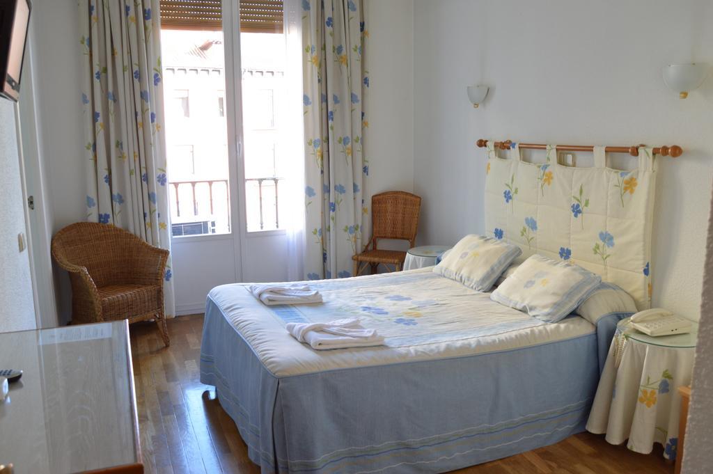 Guest house Triana Madrid
