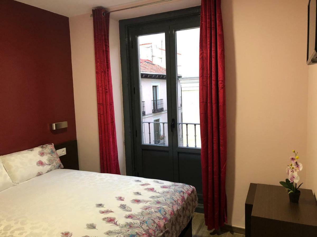Corazon De 2* Madrid