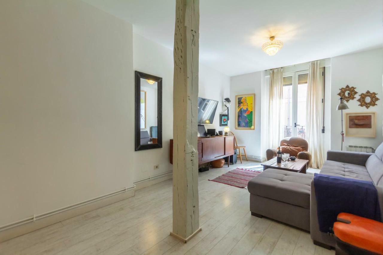 Apartamento For Universidad Est8 *