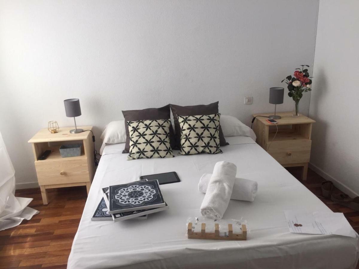 Bed & Breakfast Gran Via Valverde & Parking *