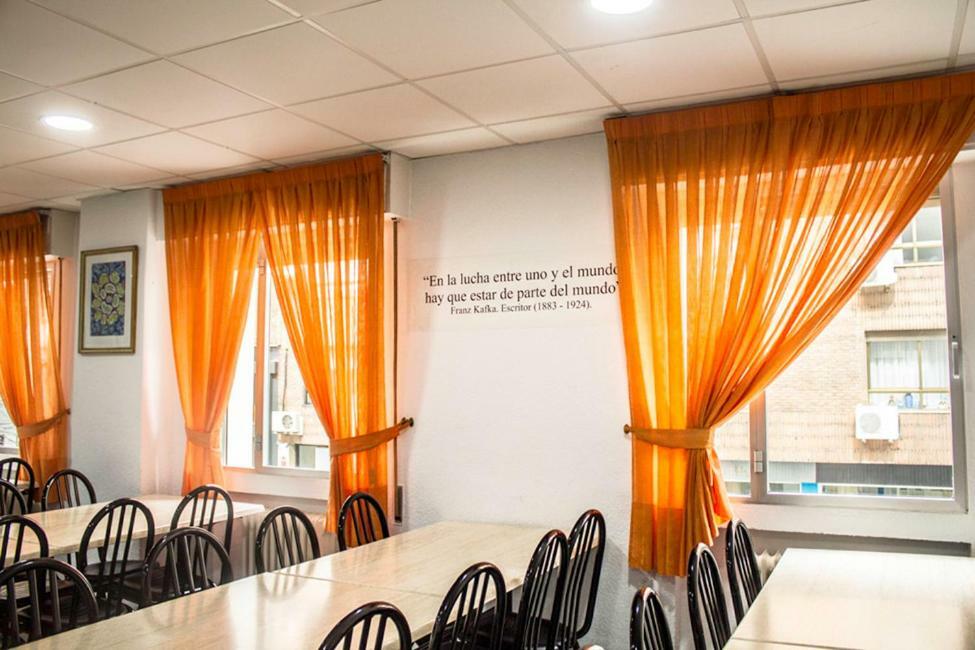 Residencia Gomez Pardo Apartment *