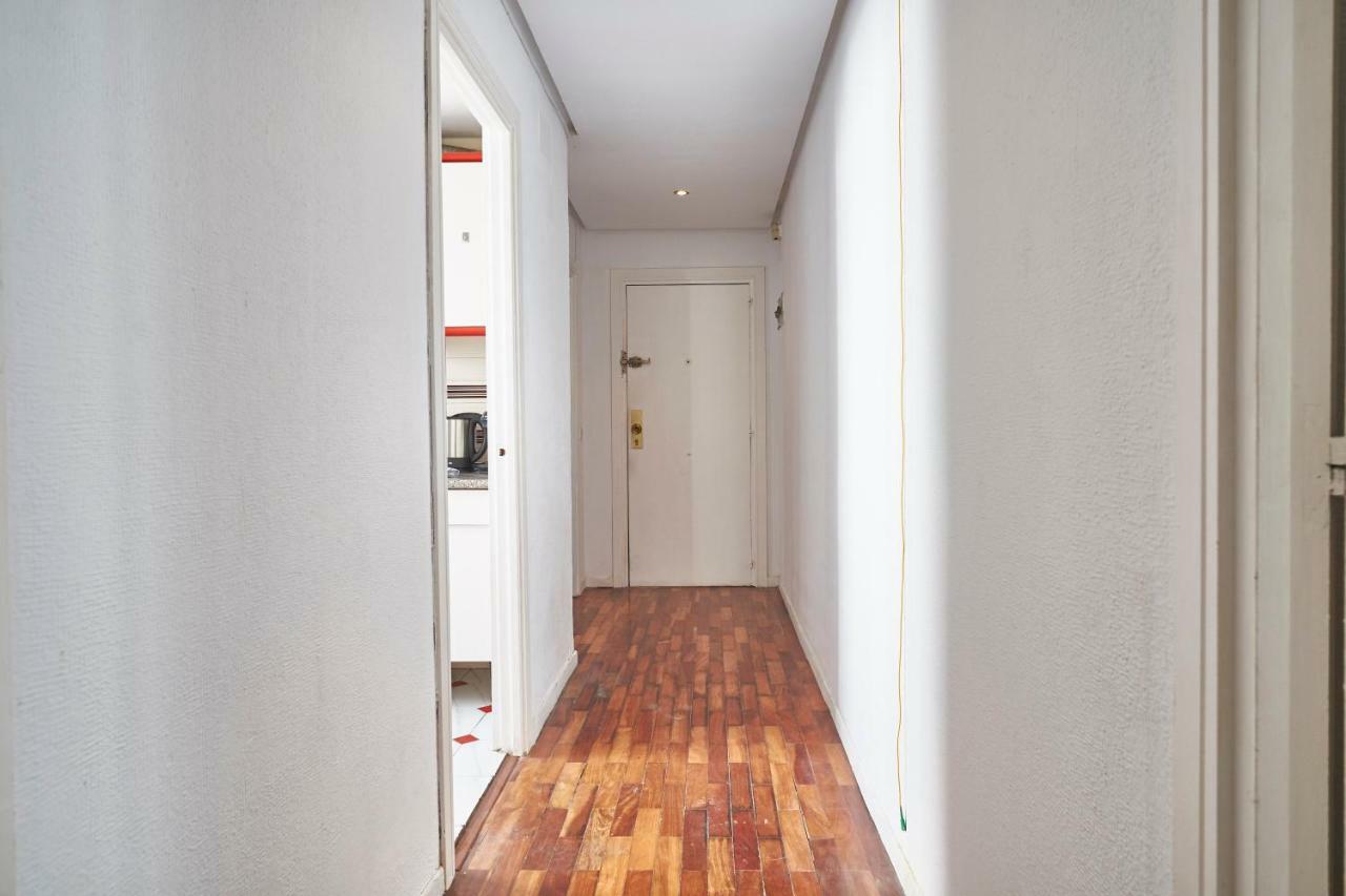 Gran Via Valverde & Parking Bed & Breakfast Madrid