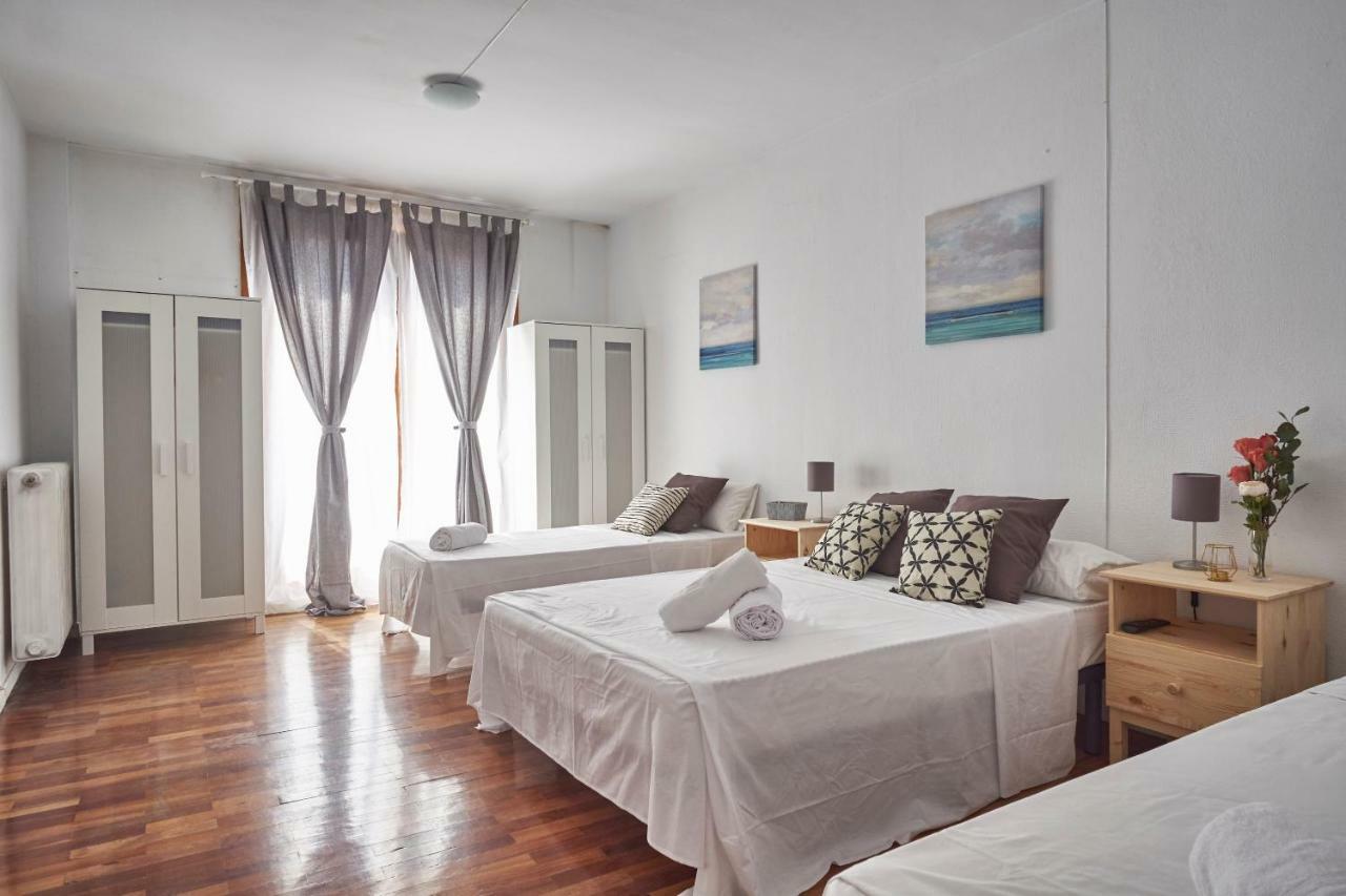 Bed & Breakfast Gran Via Valverde & Parking