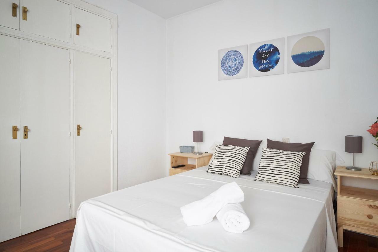 Gran Via Valverde & Parking Bed & Breakfast