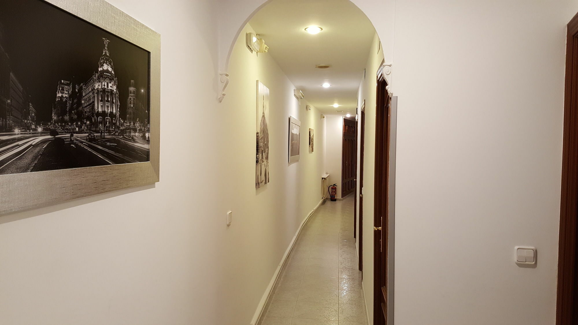 Rofer Casa de hóspedes Madri