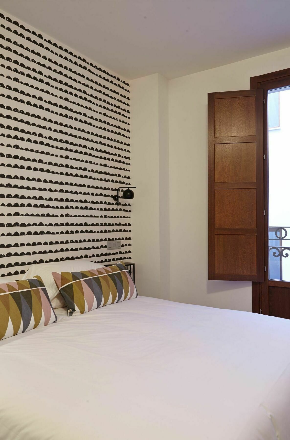 Apartment 60 Balconies Design