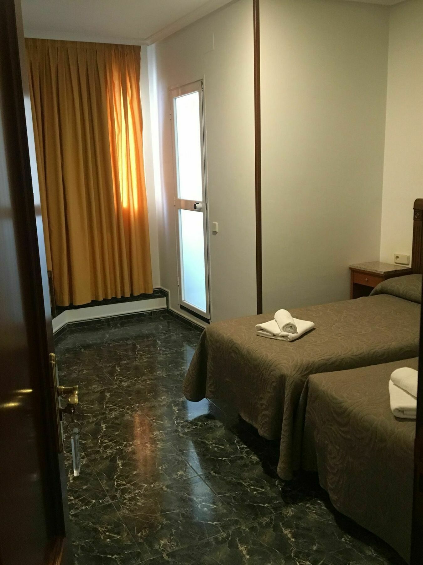 Maison d'hôtes Conchita Legazpi *